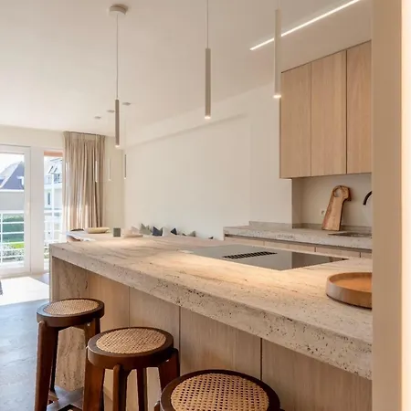In Belgium With Cozy Patio Apartman *